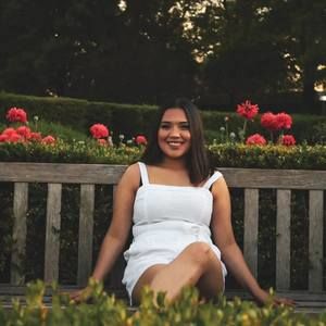 Meet your Posher, Annalaura